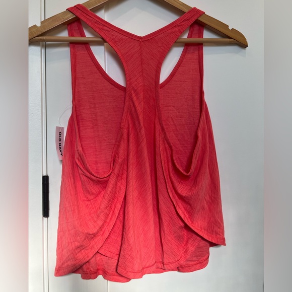 Old navy cropped racer back tank top - Picture 4 of 4